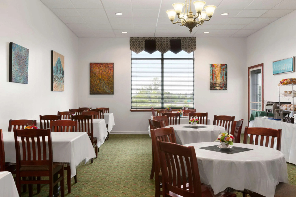 Days Inn by Wyndham Oromocto Conference Centre