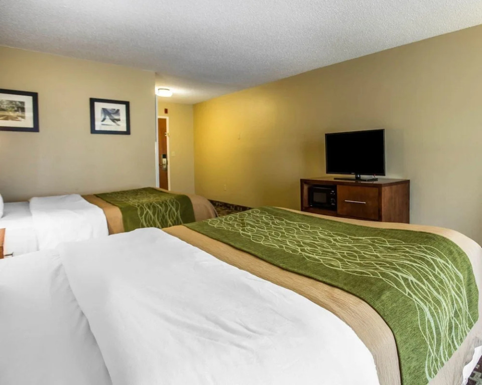 Comfort Inn & Suites