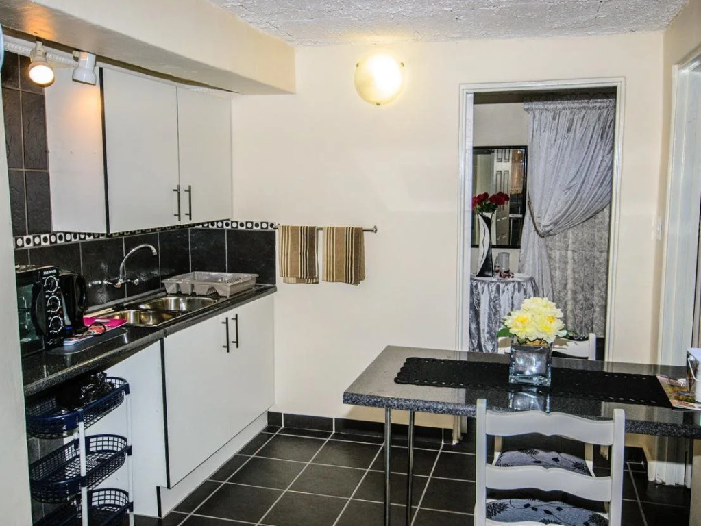 Nandina Guest House