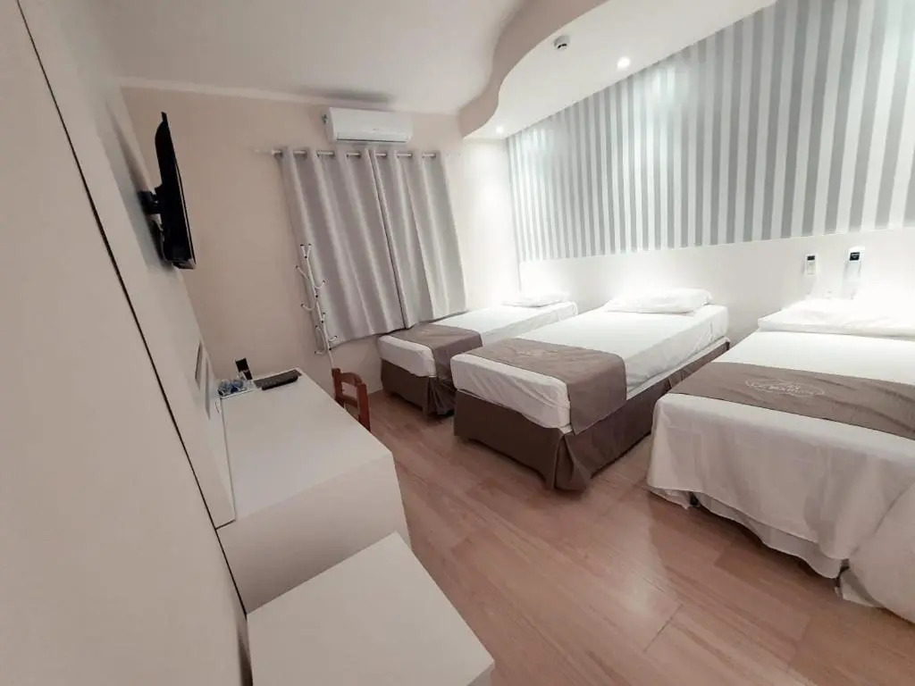 Charles Hotel