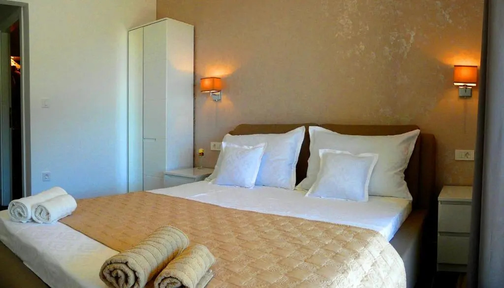 Apartments Lozina