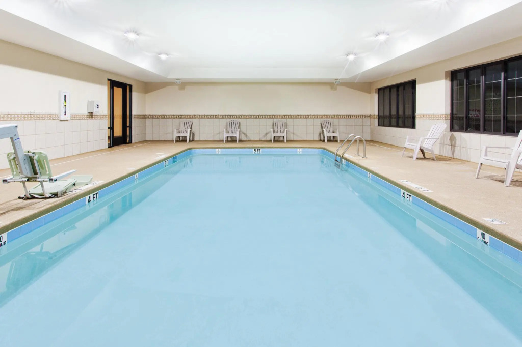 Holiday Inn Express by IHG