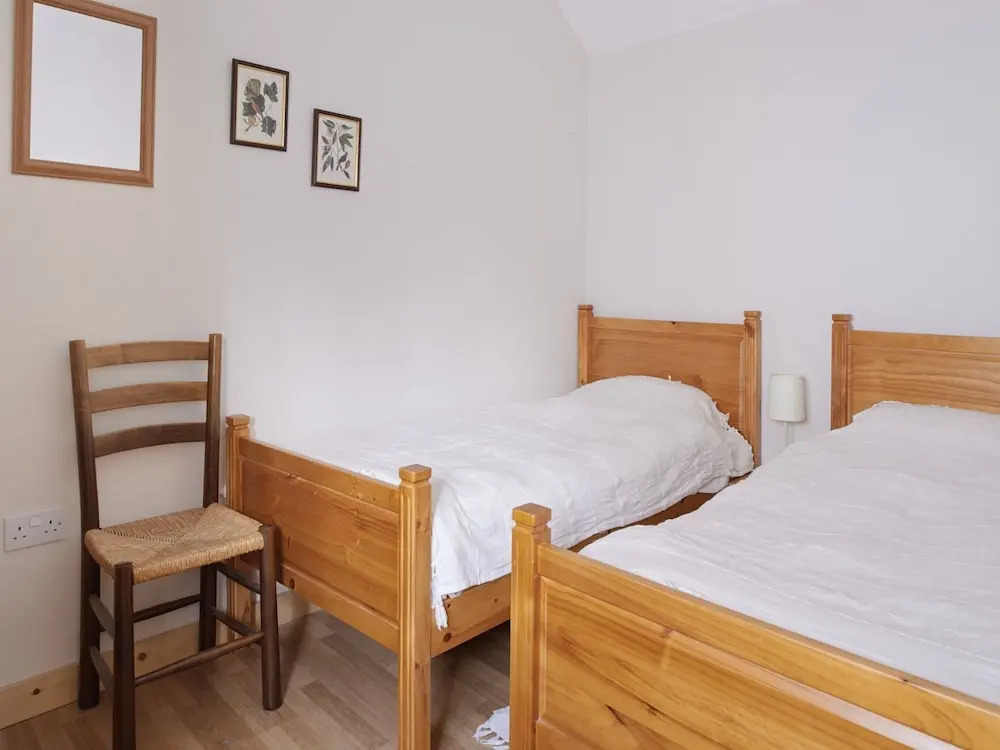 Delightful two Bedroom Converted Coach House in the Grounds off a Farm