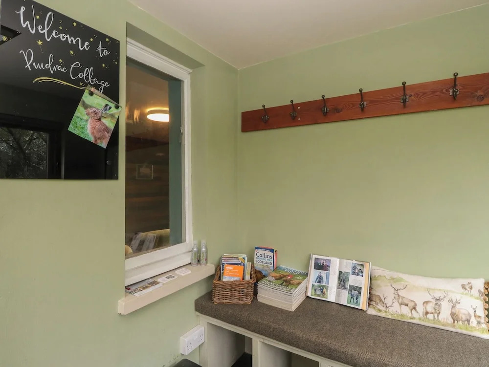 Puidrac Cottage