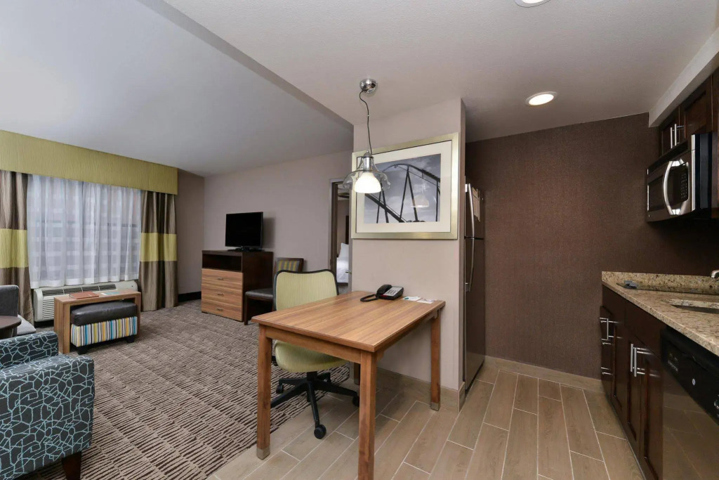 Homewood Suites by Hilton Cincinnati/Mason