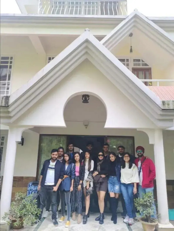 Ronglyang Villa Homestay Near MG Road