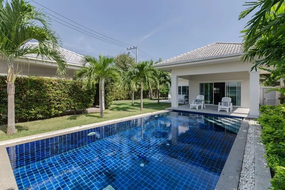 Private 3 Bedroom Pool Villa L26