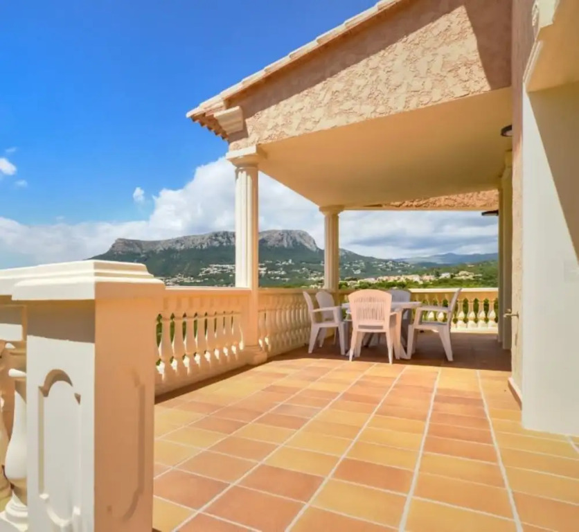 Villa - 5 Bedrooms with Pool and WiFi - 106420