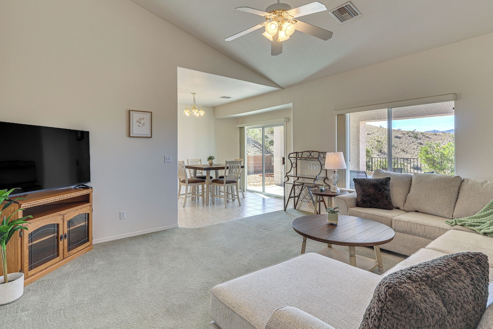Desert Getaway w/ Serene Views in Bullhead City!