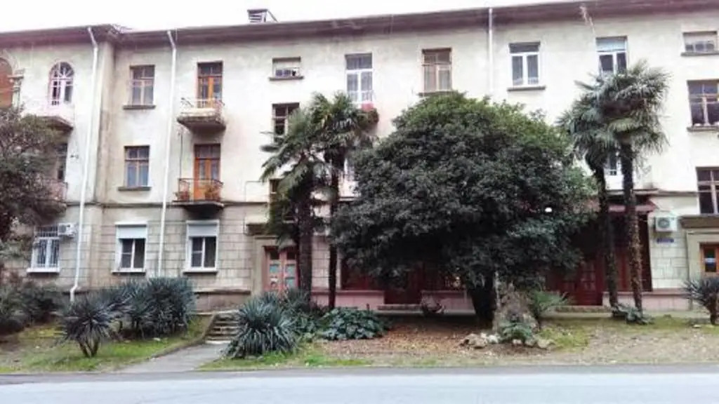Room on Ardzinba 26