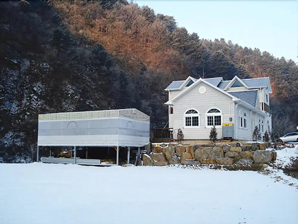 Pocheon Evergreen Pension