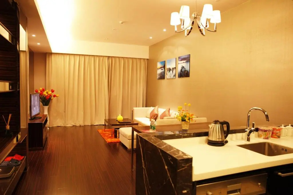 Checkinn International Apartment (GuangZhou PaZhou Poly World Trade Branch)