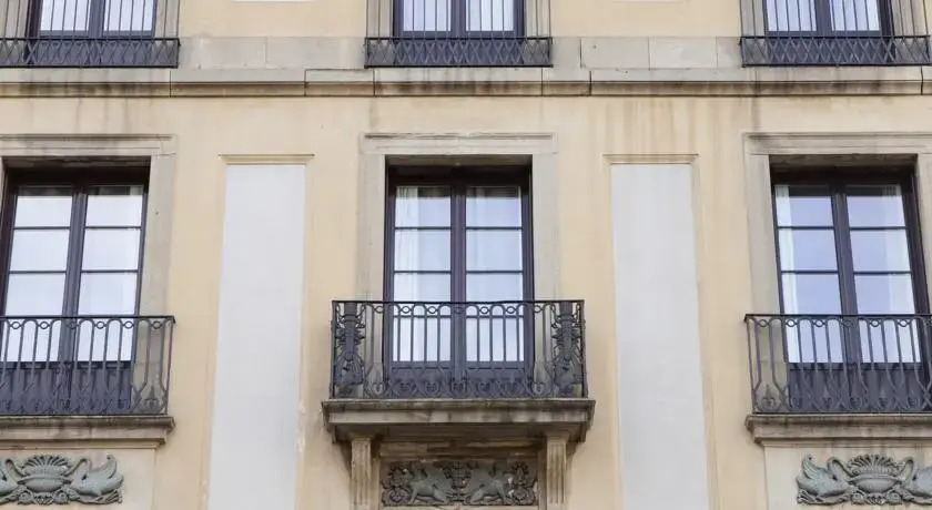 Friendly Rentals Palace
