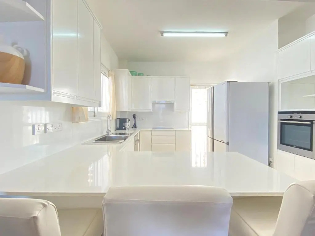 Phaedrus Living: Seaside Luxury Villa Anafi