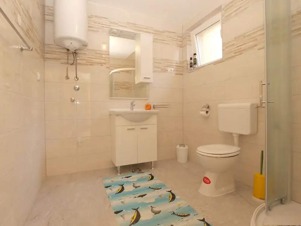 Apartment 1638