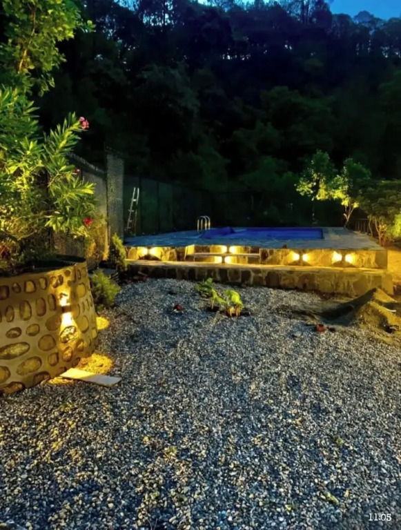 The Cozy Acorn Resort