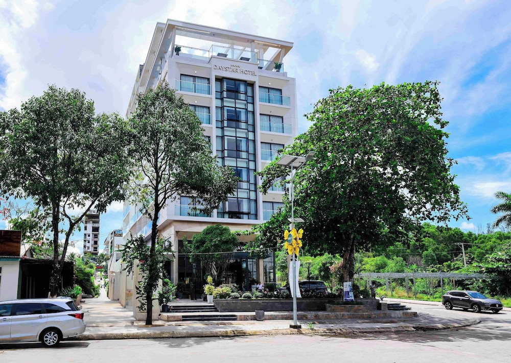 Daystar Hotel
