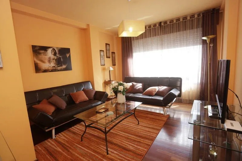 Apartment in Santiago de Compostela 100698
