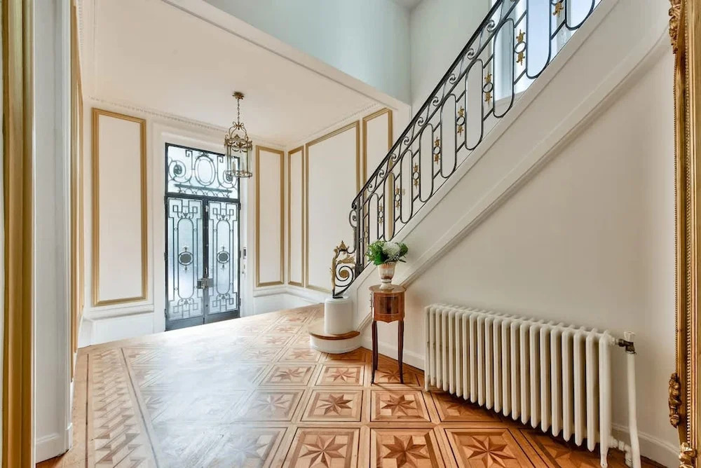 Noble Luxury Residence in the Heart of Paris