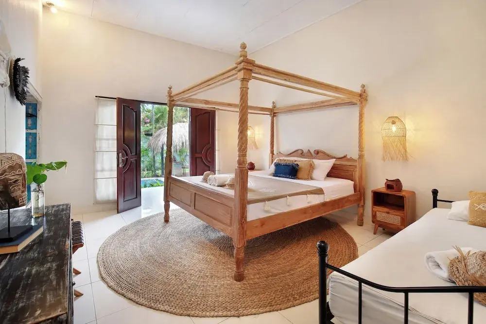 Seminyak Seagrass Villa