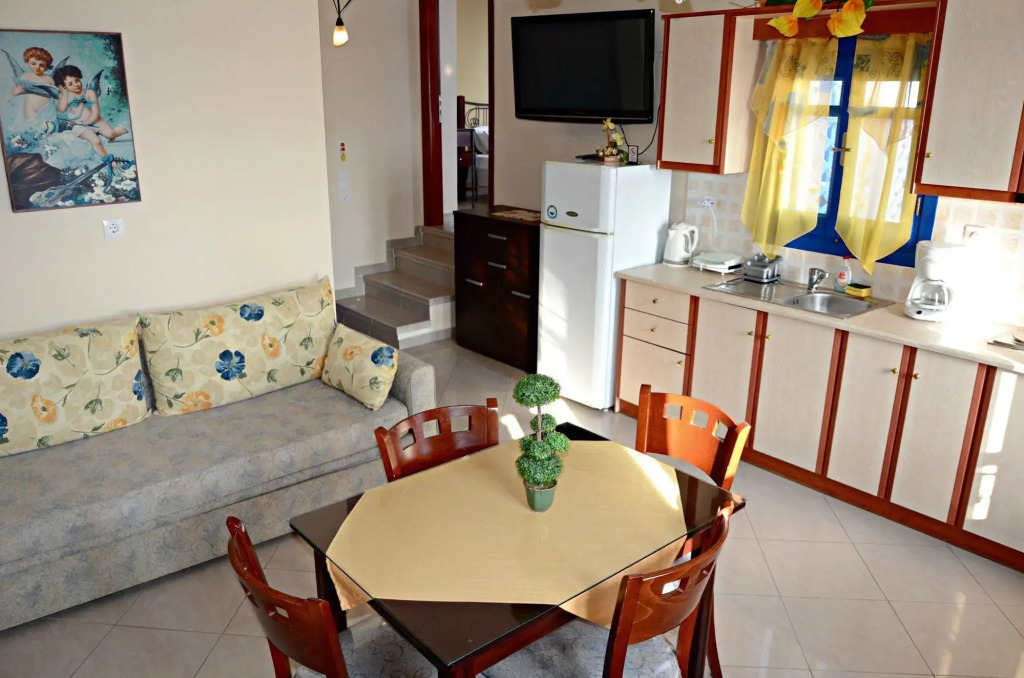 Alkioni Hotel