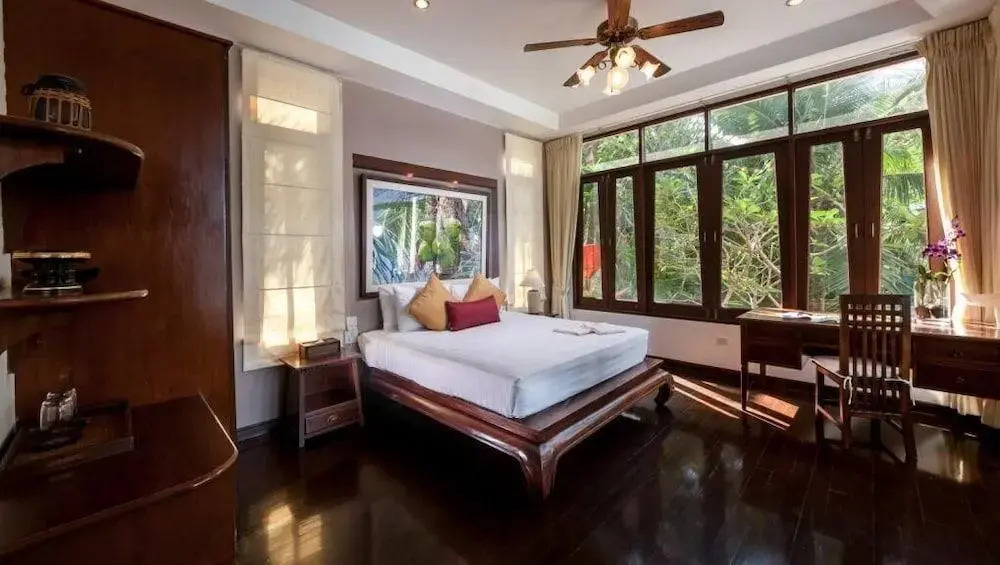 Grand Sea View 5Br Villa Sukadara Patong
