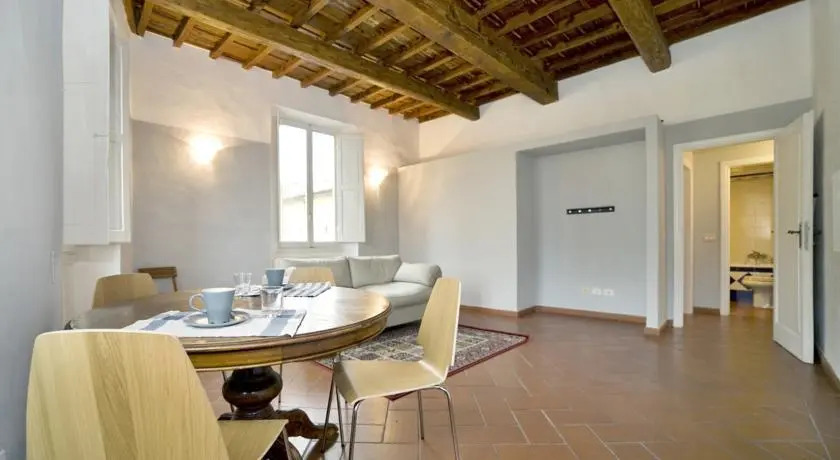 Your Home in Florence - Santo Spirito