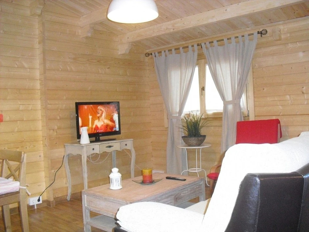 Cadiz 101738 2 Bedroom Holiday home By Mo Rentals