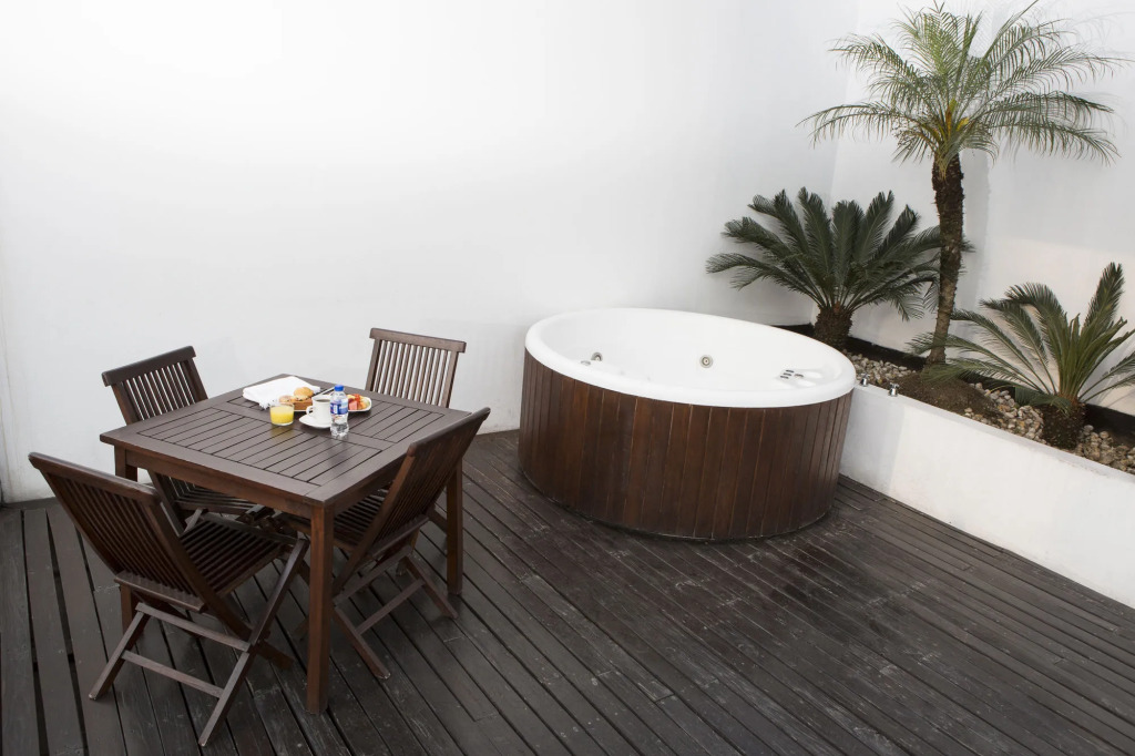 Suites Ganges