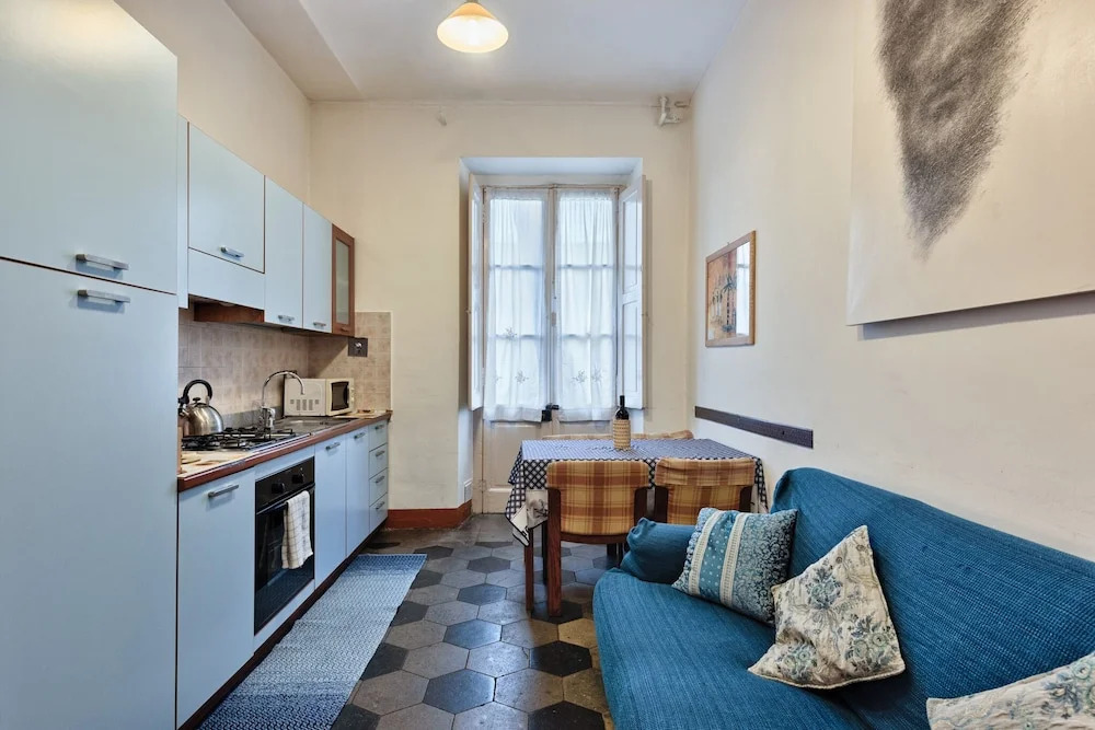 Porta Nuova Roomy Flat