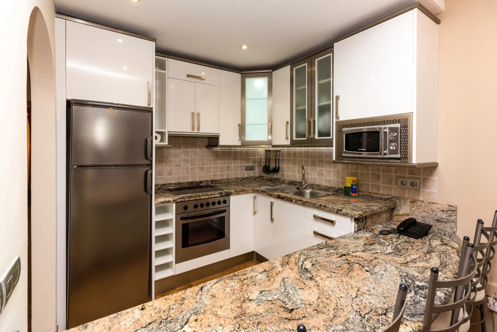 Regency Torviscas Apartments and Suites