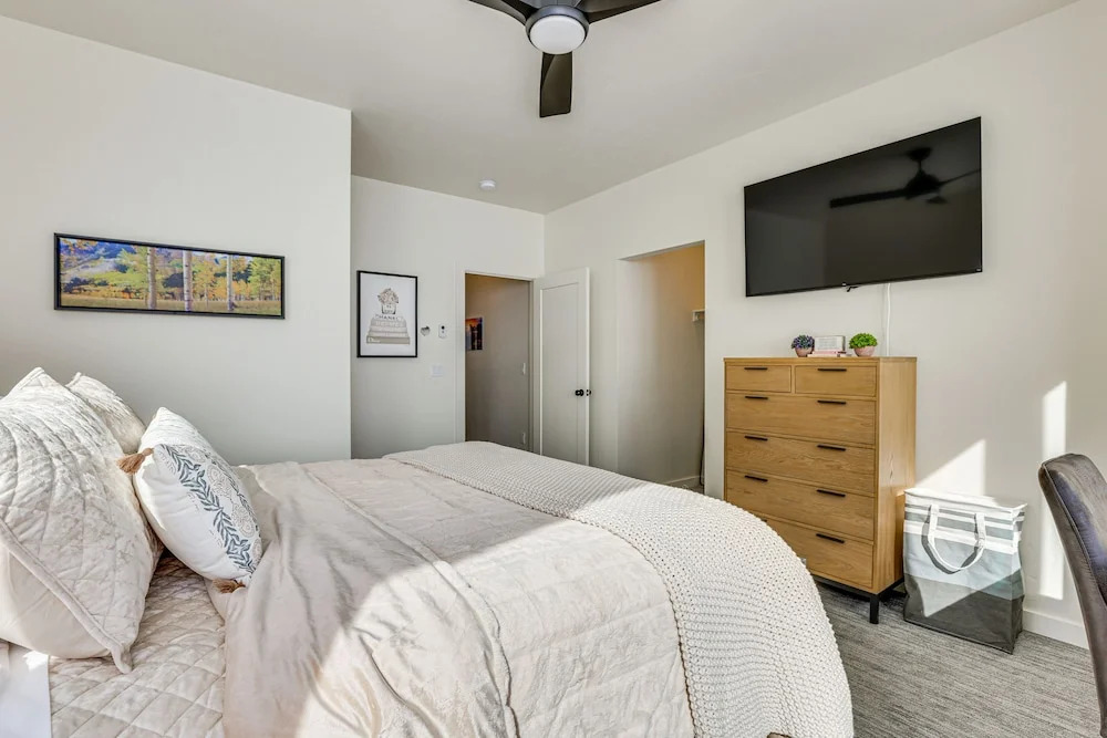 Ski-in/ski-out Granby Ranch Retreat: Pool Access!