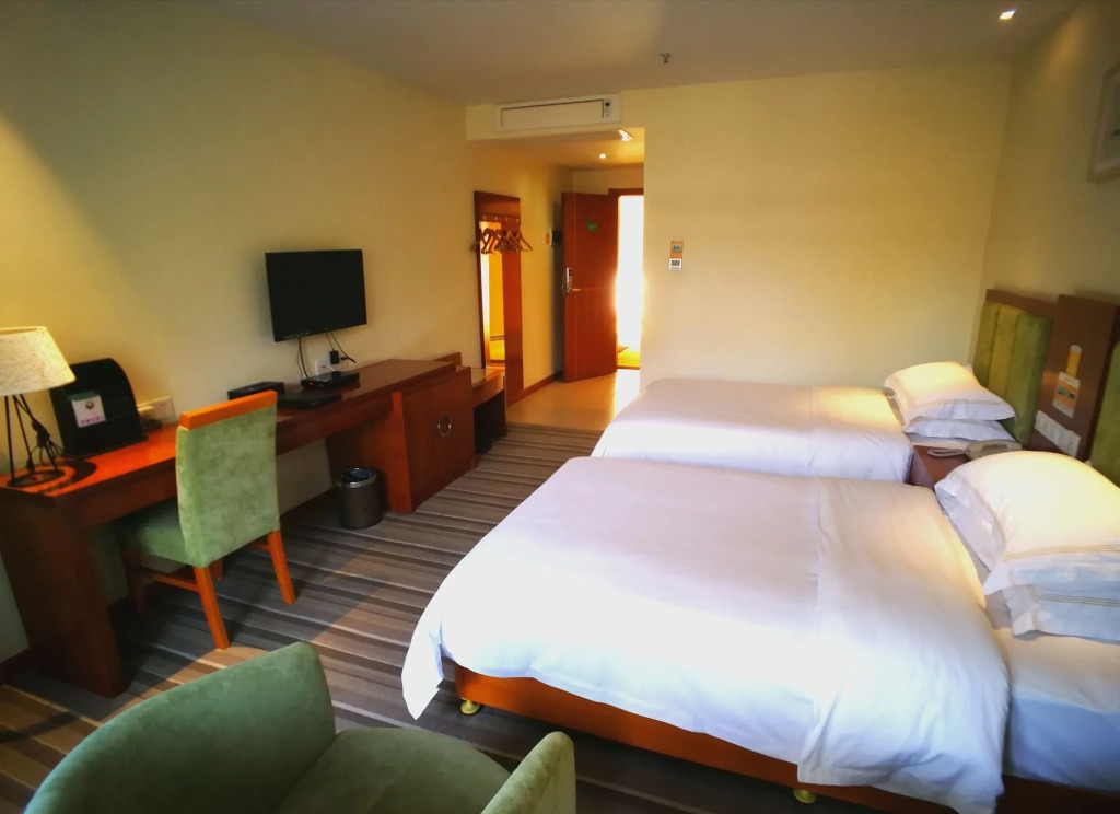 Wuyue Hotel Yangshuo West Street Branch