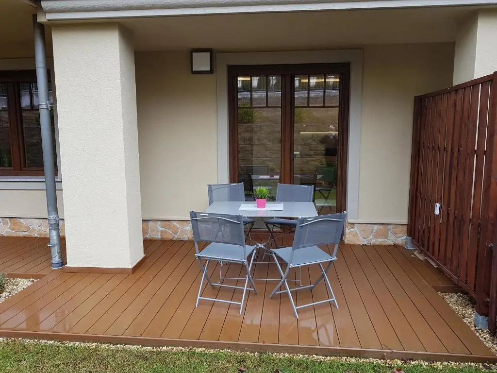 Apartament z Ogrodem