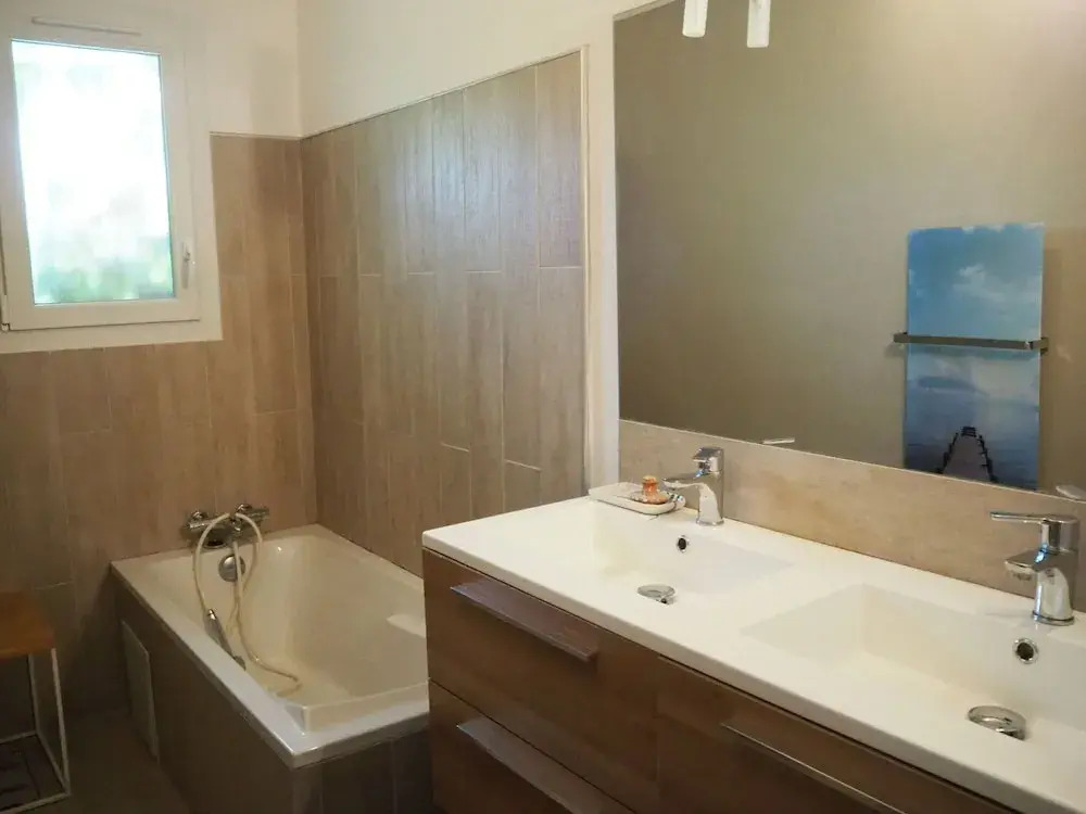 Holiday Home in Pertuis with Private Pool