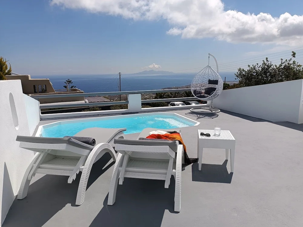 Anthemis Suites