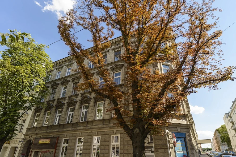 Koppstrasse by Welcome2Vienna
