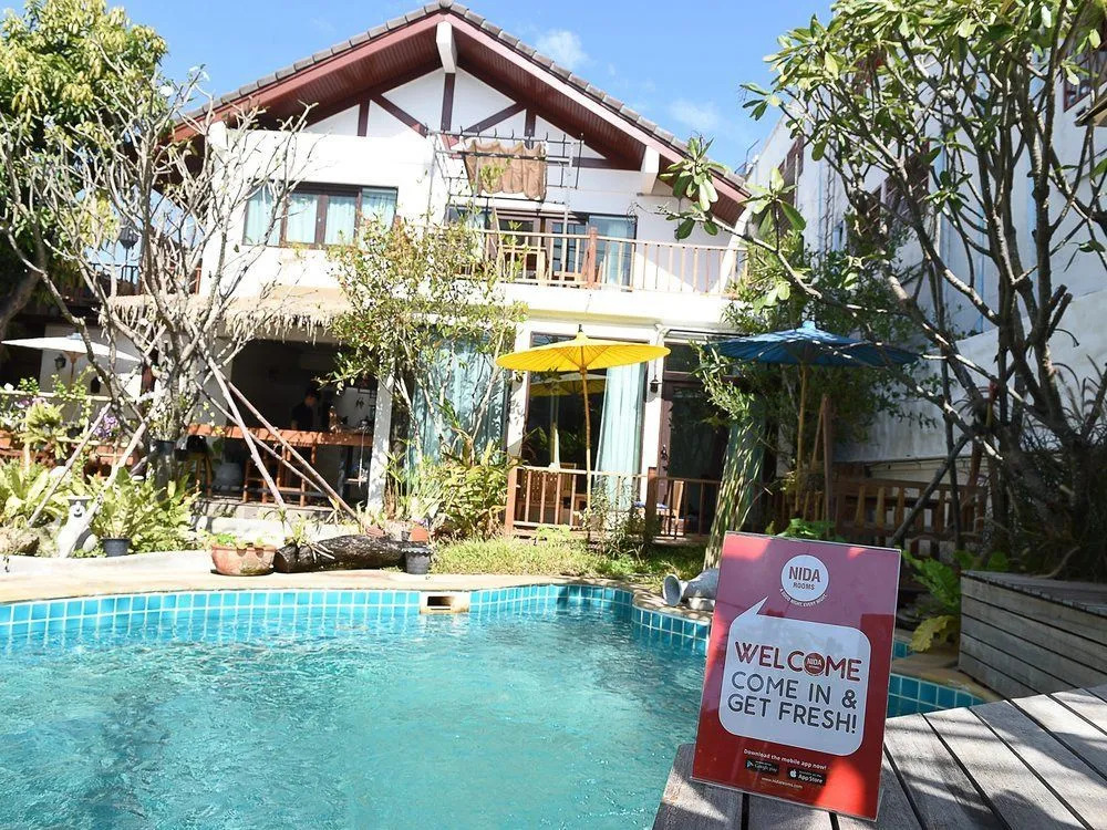 Nida Rooms Si Phum Soi 9 Golden Land