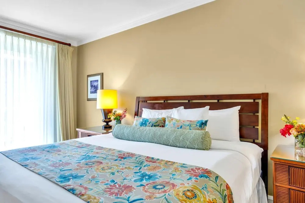Honua Kai Multi Unit Listing KBM Resorts Mountain Views 2 Units, 4 Bedrooms HK Ml-3556