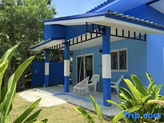 Deniz’s Temple Hideaway