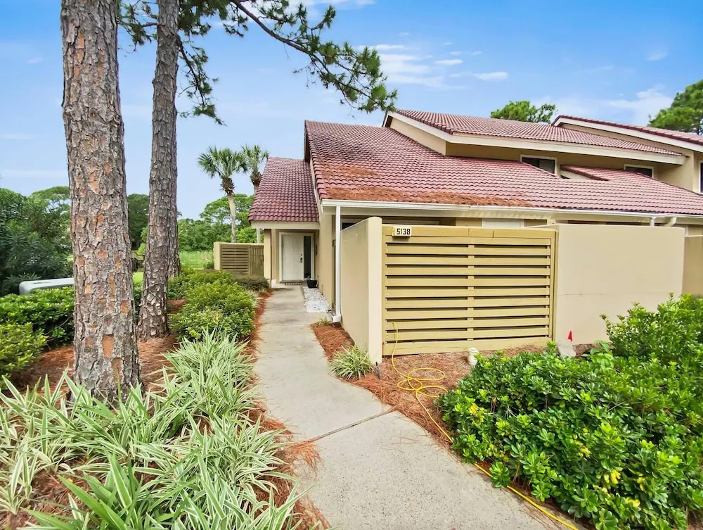 Beachwalk Villa 5138 at Sandestin by Destin Getaways