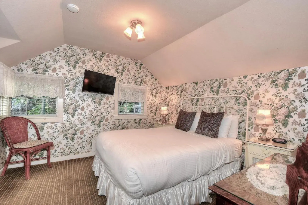 Centrella Hotel, a Kirkwood Collection Hotel