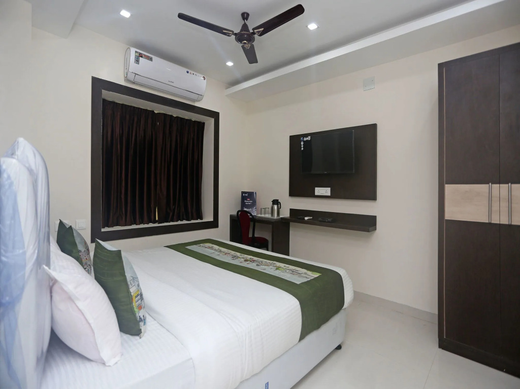 OYO 9344 Hotel Gangotri