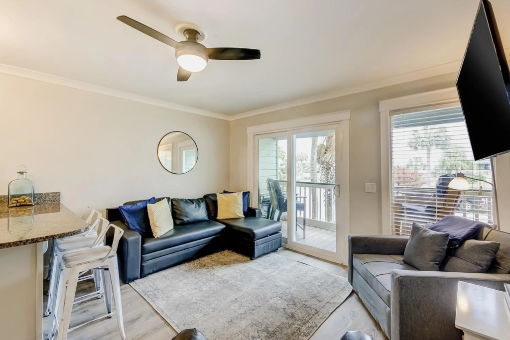 Sea Cabin 121-B