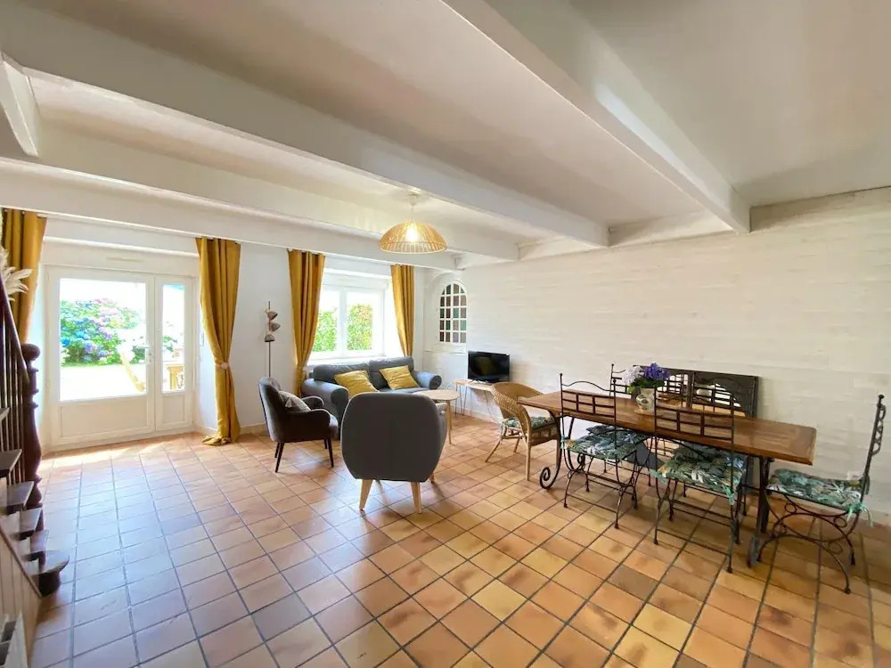 Charming Cottage Near Mont St. Michel Bay