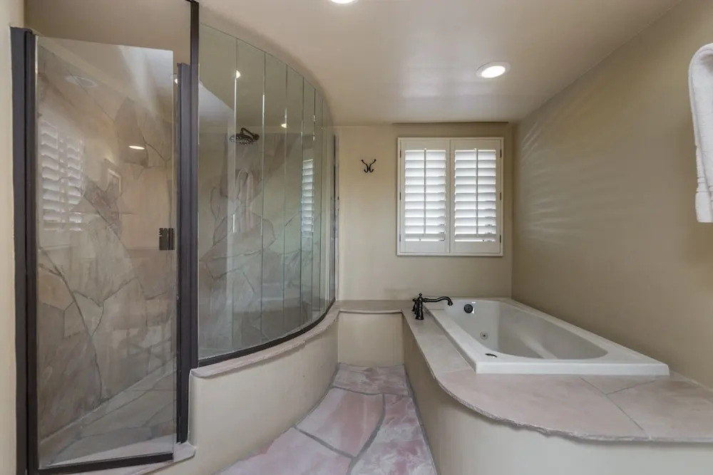 Carefree Oasis - Four Bedroom Home