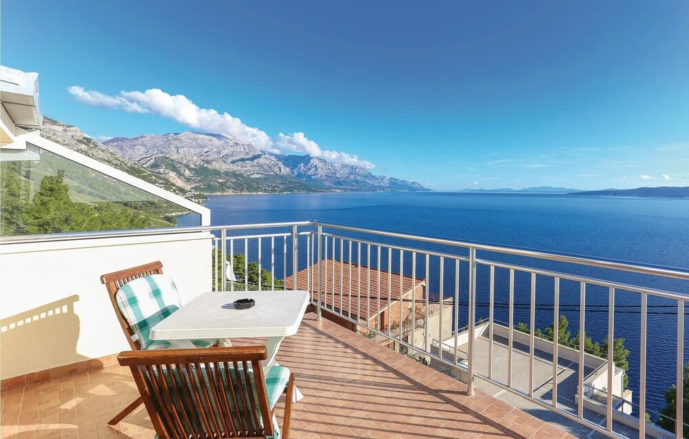 Stunning Home in Marusici With Wifi and 1 Bedrooms