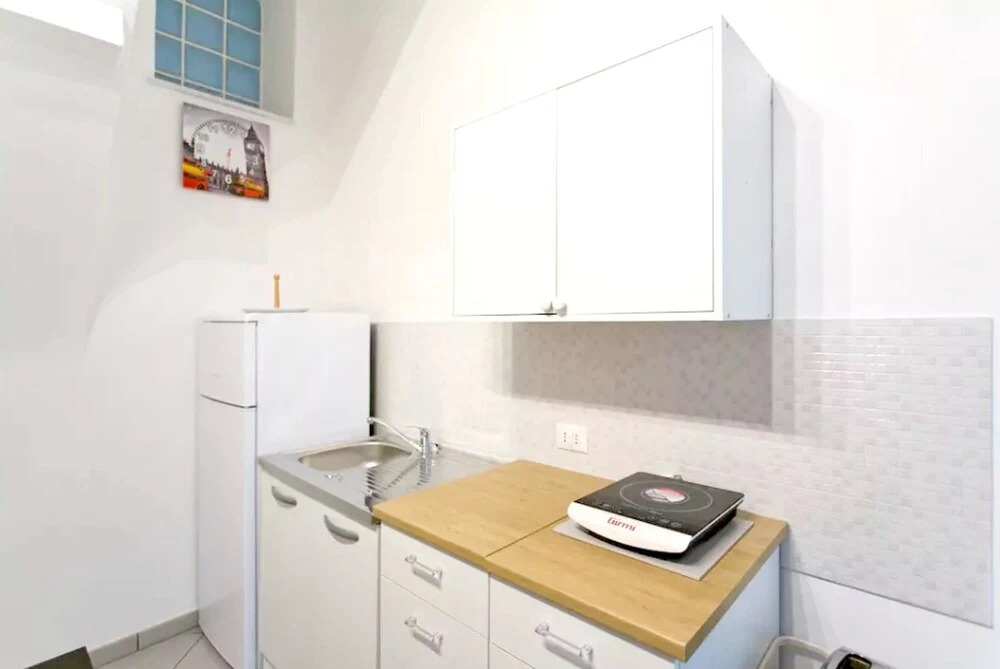 Apartment With one Bedroom in Palermo, With Balcony and Wifi - 10 km F