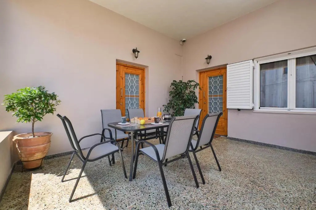 Chara Villas with 20m2 swimming pool-BBQ