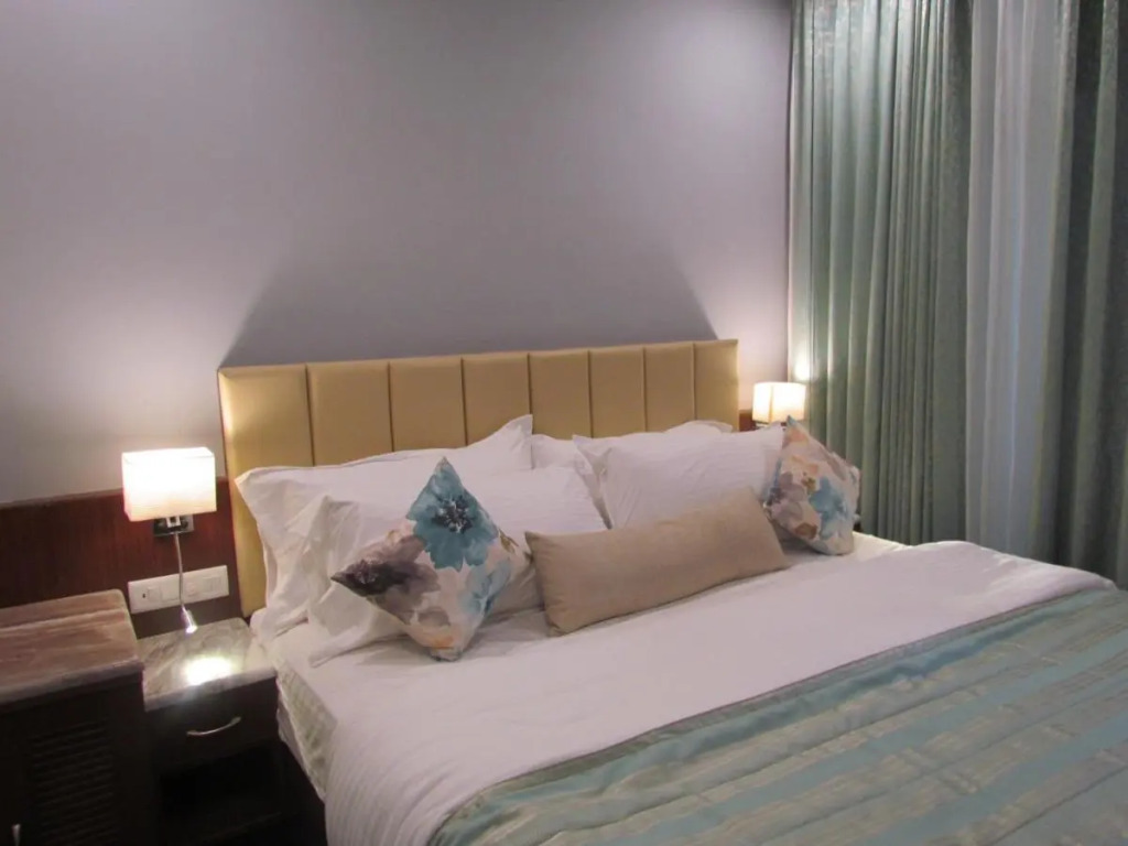 Naivara Boutique Hotel
